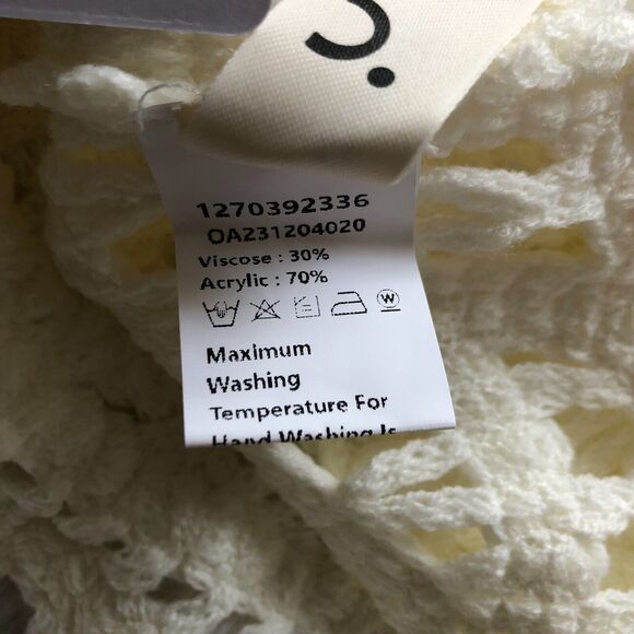 Commense White Crochet Cardigan - Picture 6 of 6